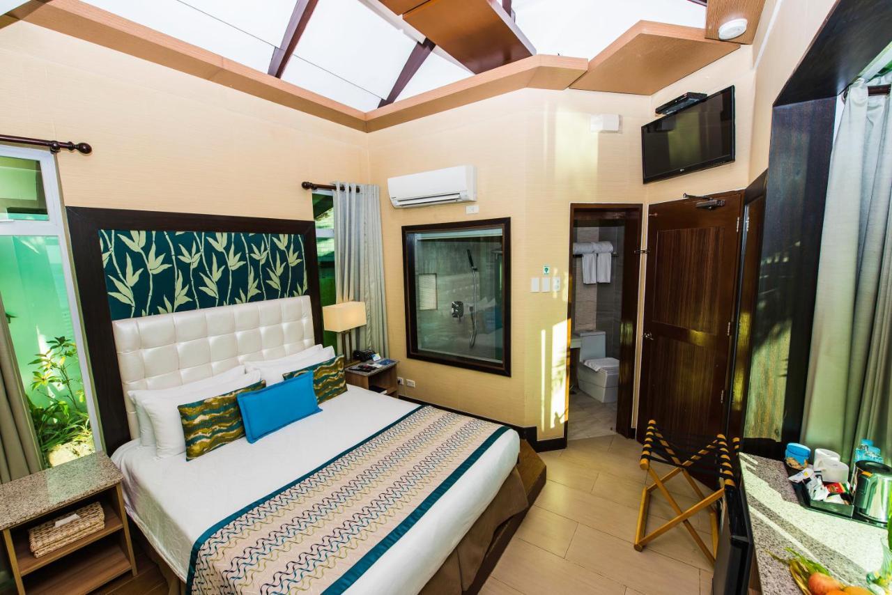 Acuatico Beach Resort & Hotel Inc. San Juan  Dış mekan fotoğraf