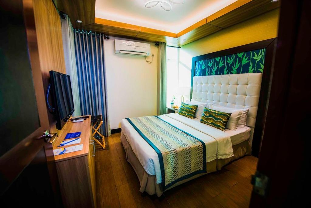 Acuatico Beach Resort & Hotel Inc. San Juan  Dış mekan fotoğraf