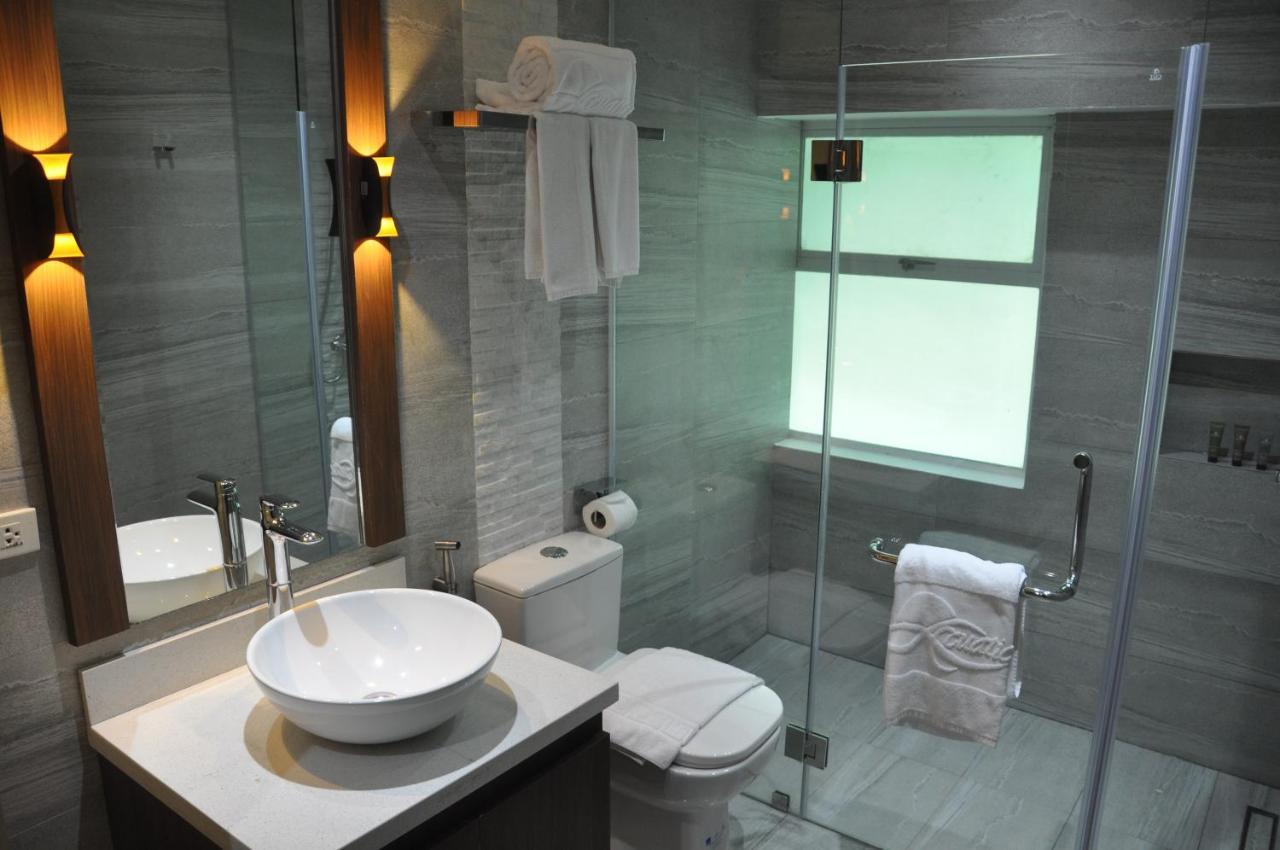 Acuatico Beach Resort & Hotel Inc. San Juan  Dış mekan fotoğraf